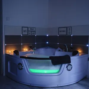 Bedrouse Jacuzzi Starowislna - Old Town , Kraków Polska